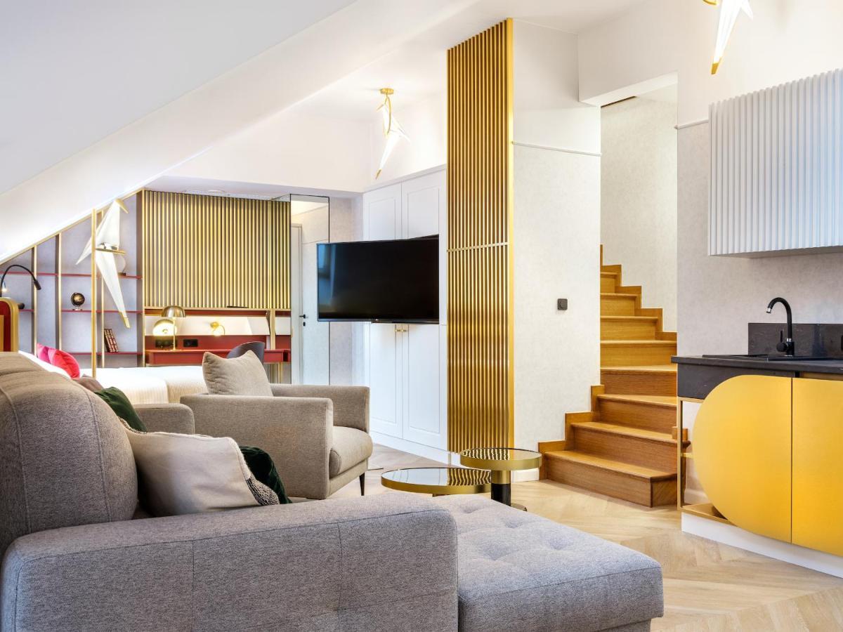 Golden Queen Deluxe Jacuzzi Apartments - Old Town 크라쿠프 외부 사진